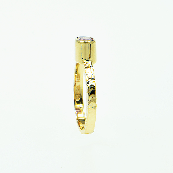Baksa Pink Ceylon Sapphire Ring