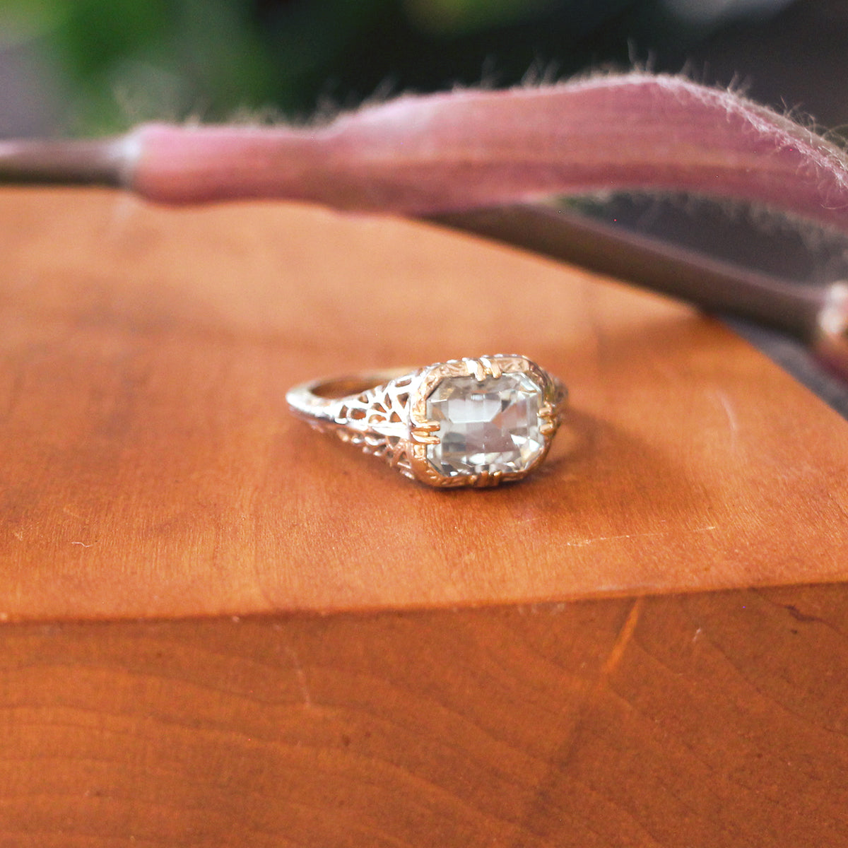 14K White Gold, Platinum, and Aquamarine Antique Ring