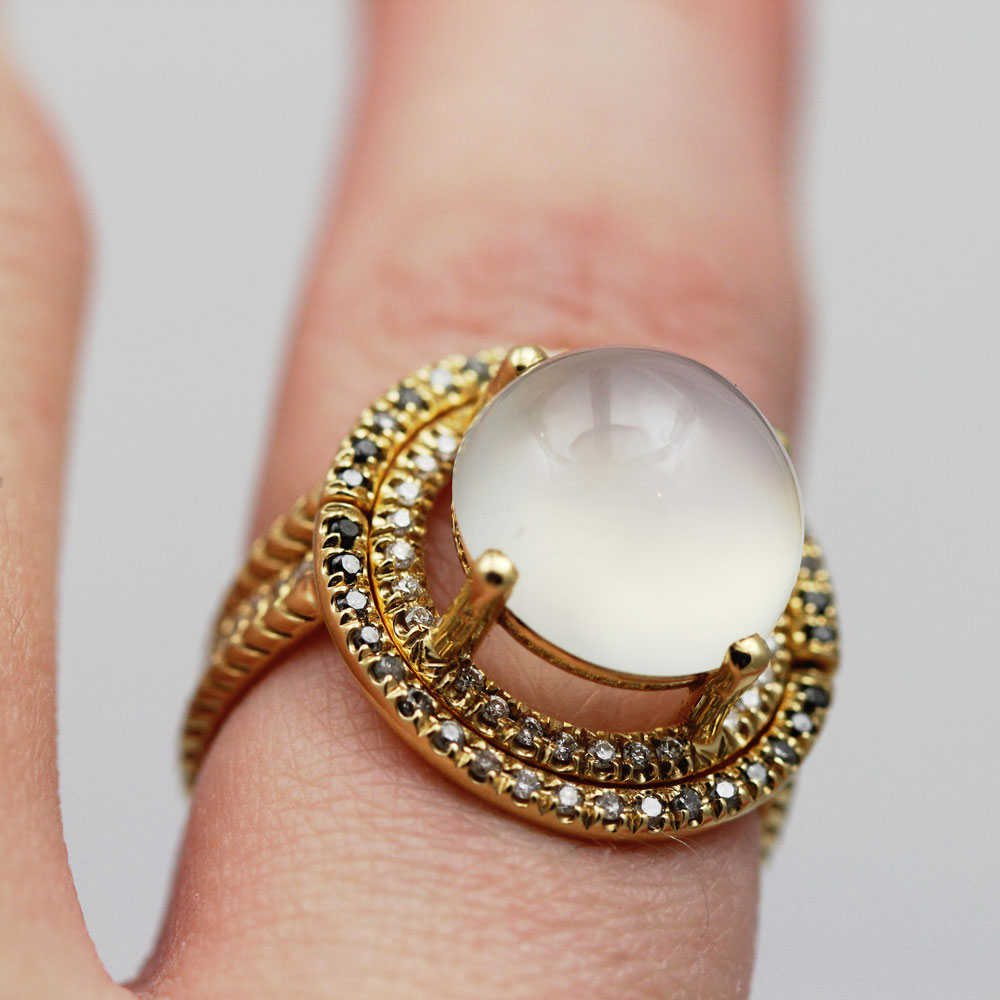 Arte*Vitta 18K Gold Moonstone and Ombre Diamond Galaxy Ring Suite