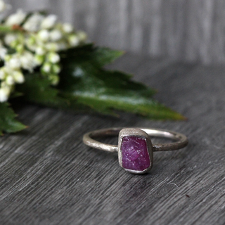 MOROKA Sterling Silver Raw Ruby Ring