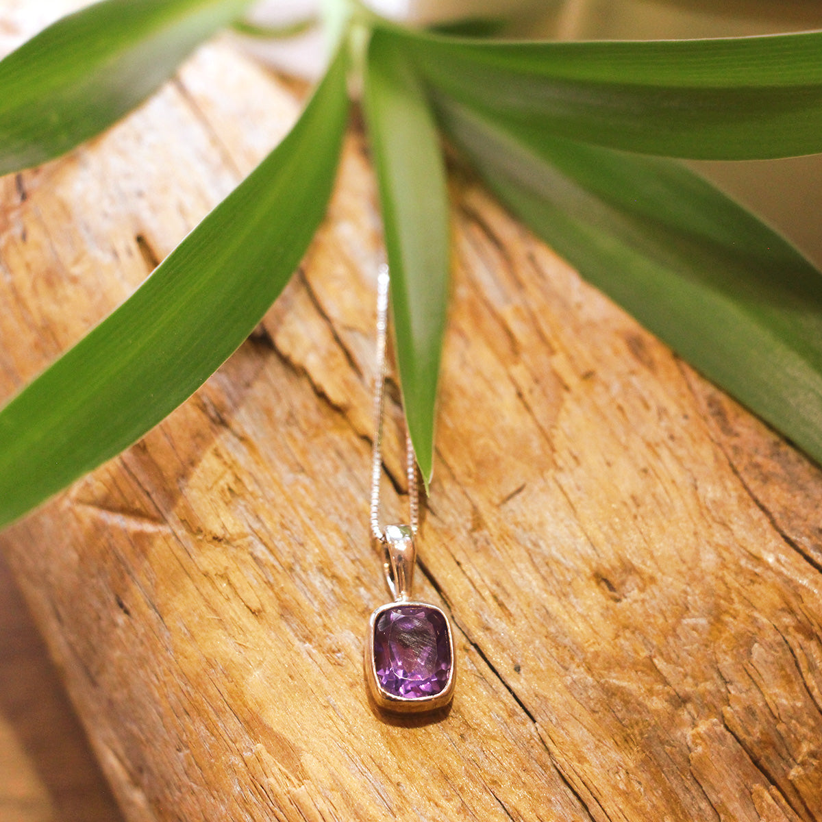 aCleoni Sterling Silver and Amethyst Cushion-Cut Necklace