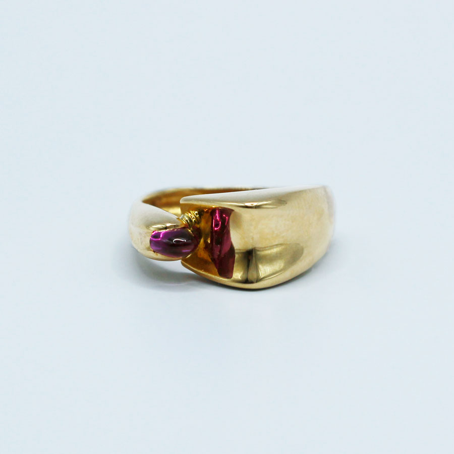 14K Yellow Gold Rhodolite Garnet Bullet Ring