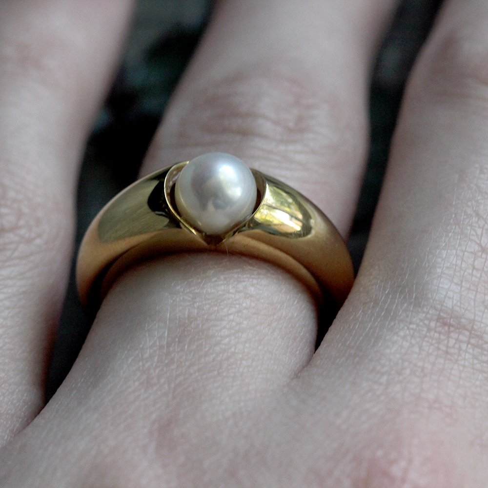 Mod 18k Yellow Gold Minimalist Pearl Ring