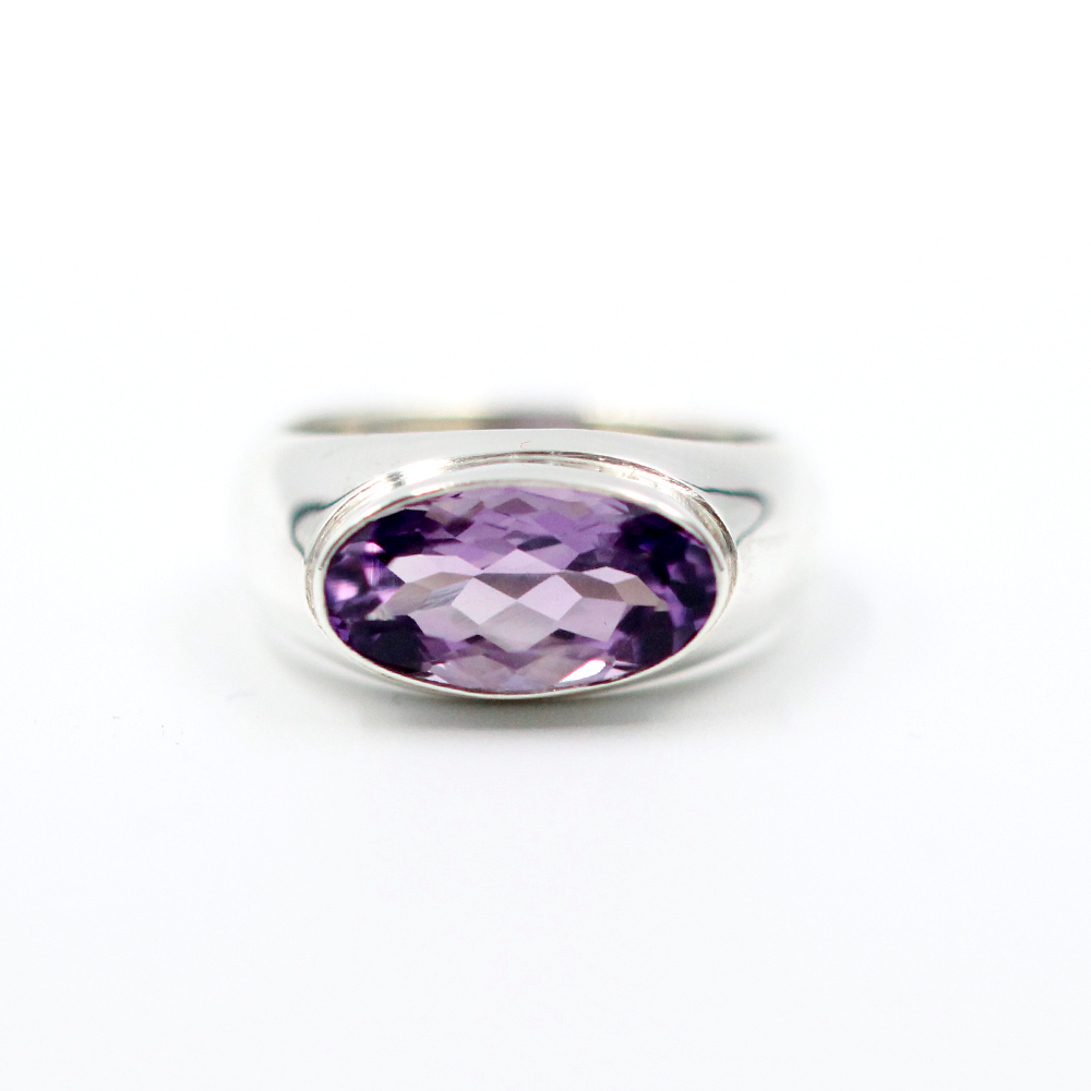 Sleek Silver Amethyst Ring