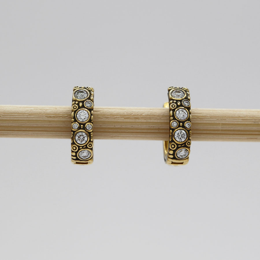 Alex Sepkus 18K Yellow Gold and Diamond Oval Hoop Earrings