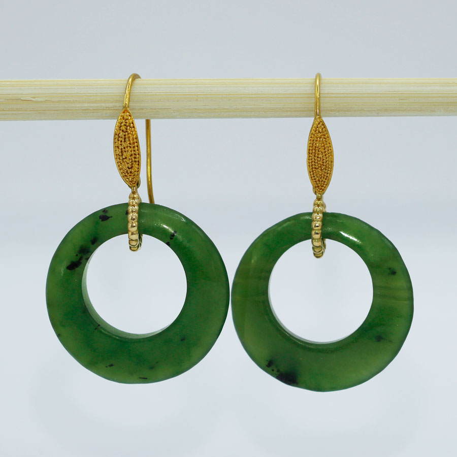 22/18K Yellow Gold Nephrite Jade Earrings