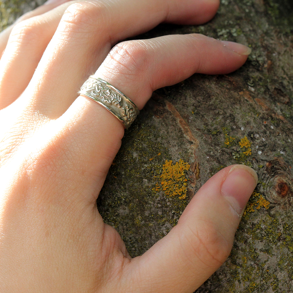 14K White Gold Celtic Cypress and Oak Wedding Band