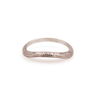14K White Gold Victorian-Style Shadow Band Ring