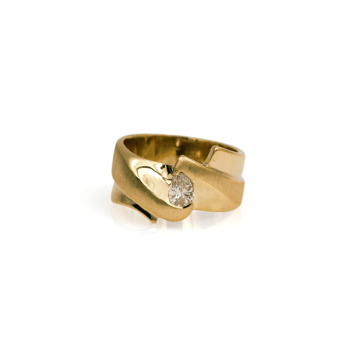 14K Yellow Gold Diamond Fashion Ring