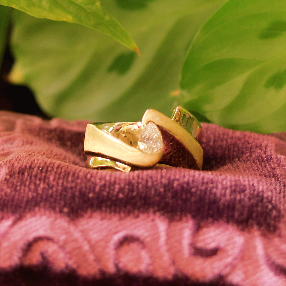 14K Yellow Gold Diamond Fashion Ring