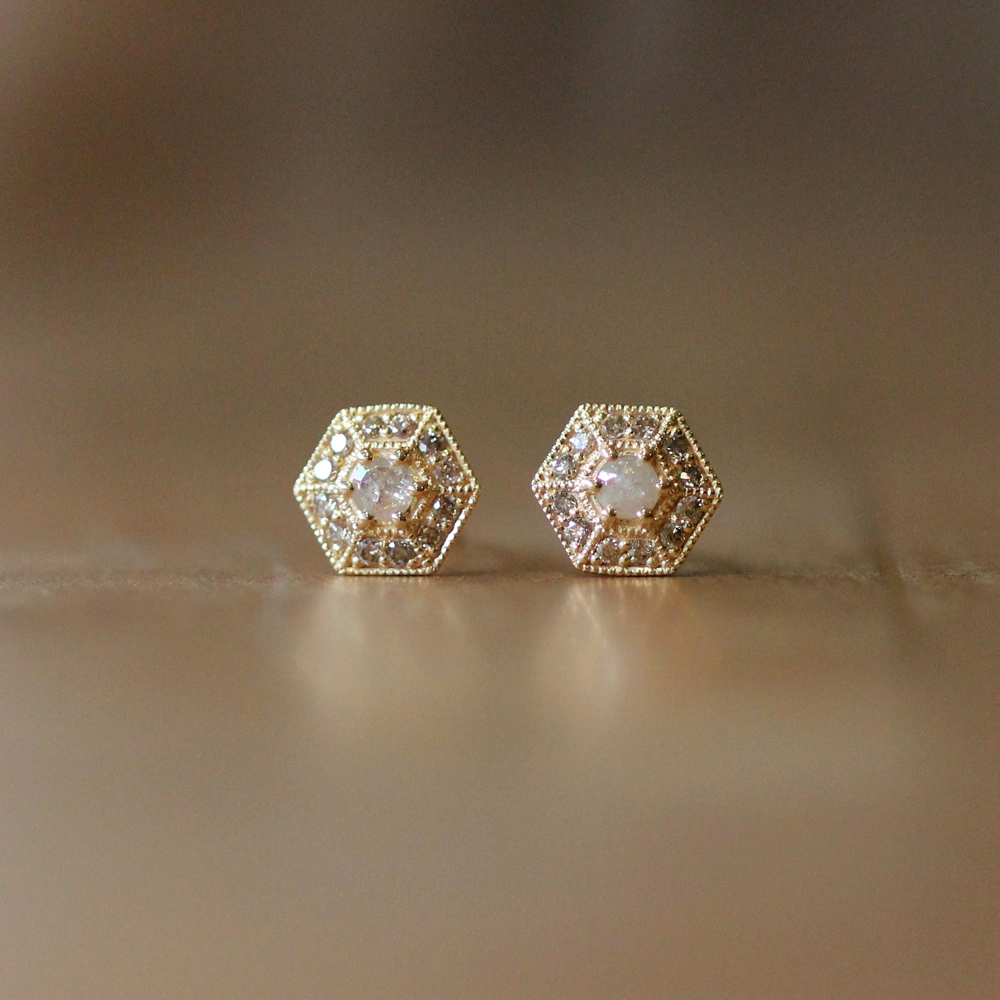 Arte*Vitta 18K Yellow Gold and Diamond Galaxy Abella Studs