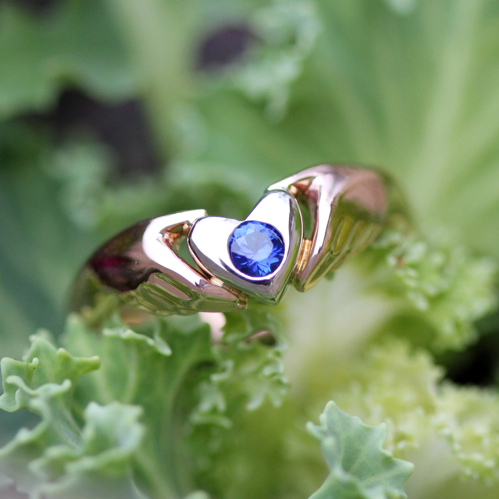 14K Rose and White Gold Claddagh Ring with Sapphire